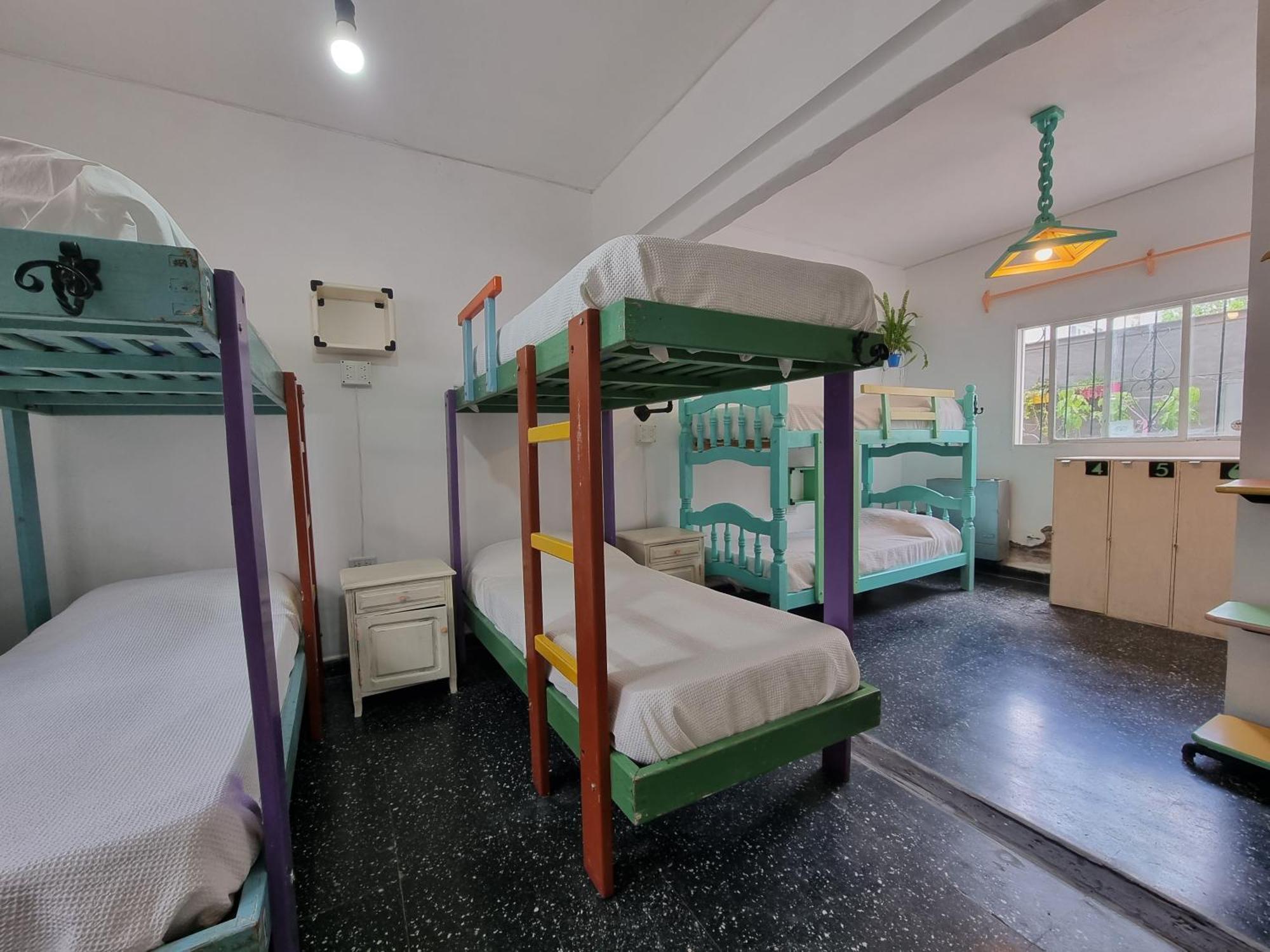 Hostel Yunga Salta Zimmer foto